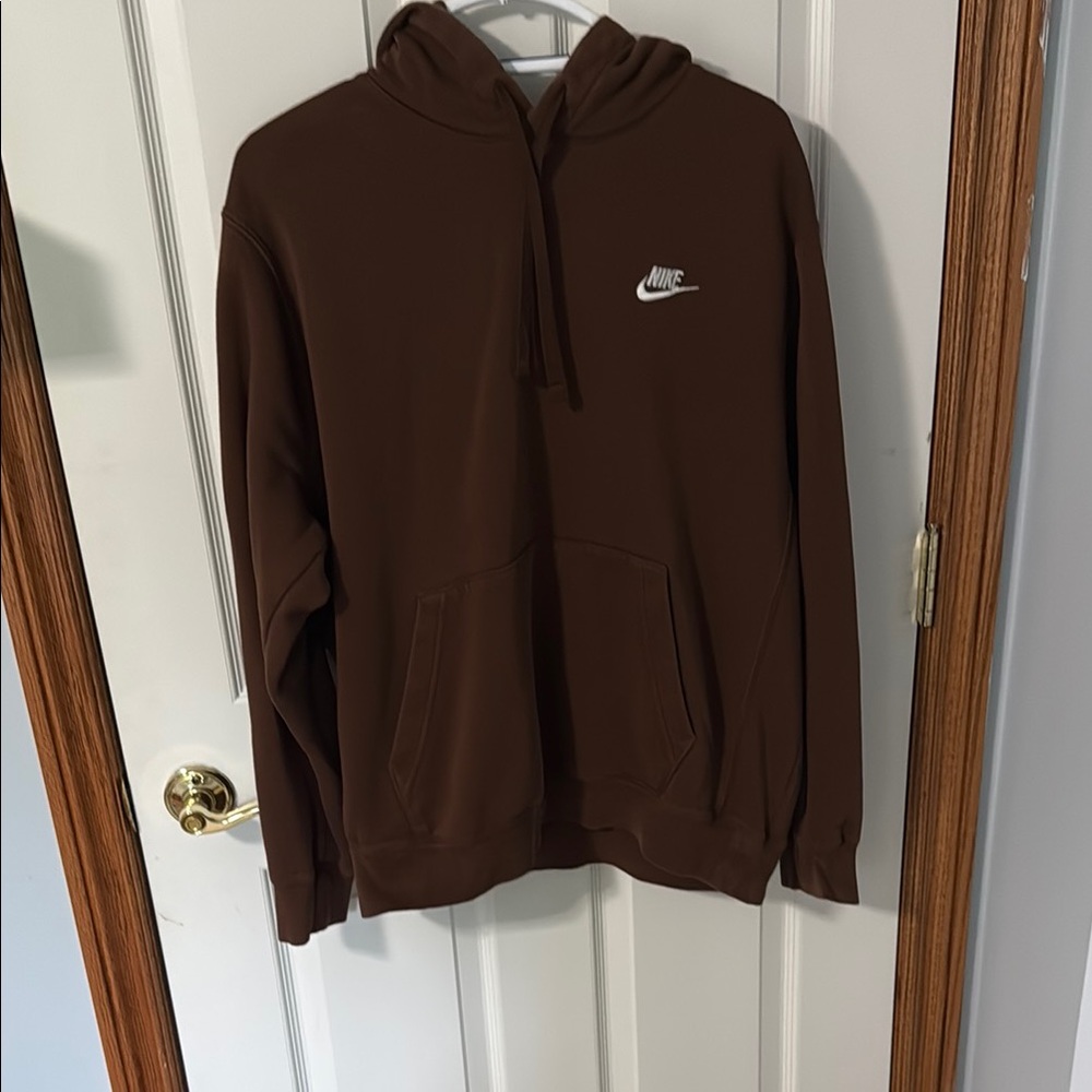 Nike Brown Sweatshirt Casual Athletic Wear